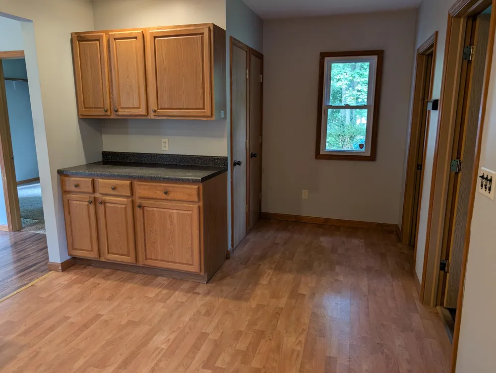 324 S East Street Cassopolis, MI 49031