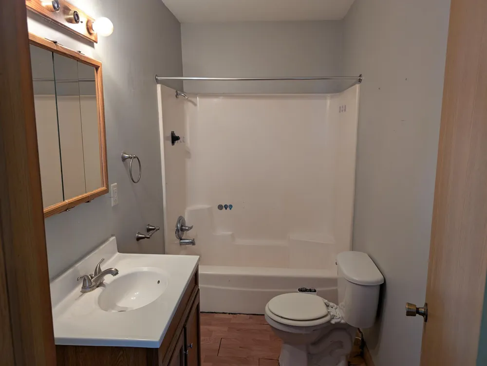 324 S East Street Cassopolis, MI 49031