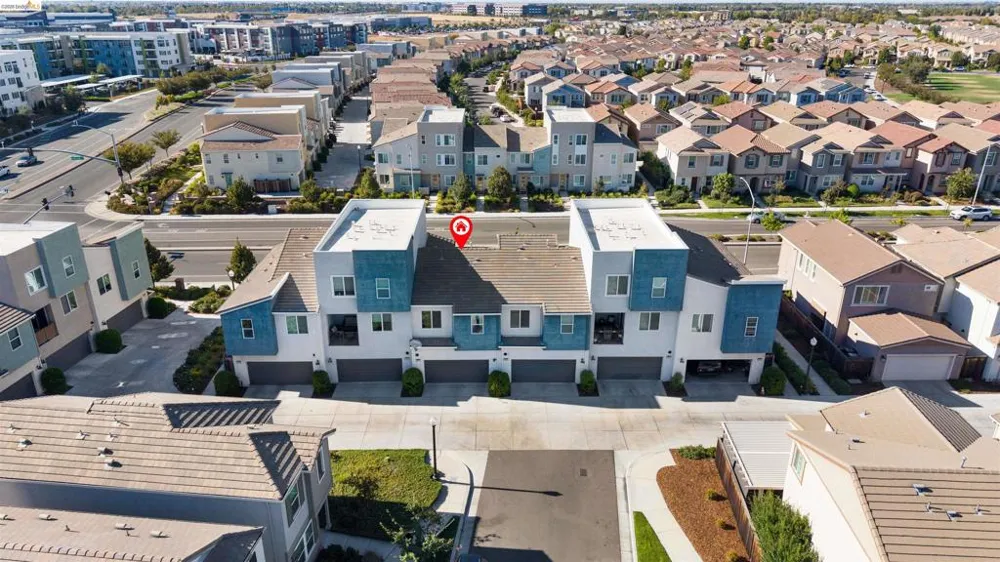 2570 Natomas Crossing Drive Sacramento, CA 95834