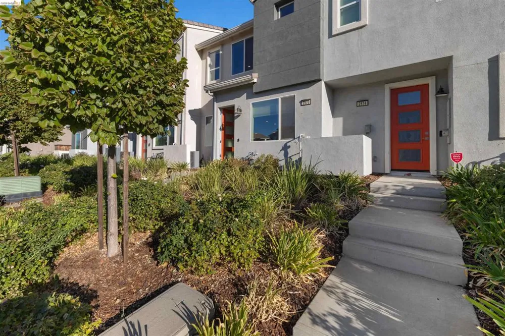 2570 Natomas Crossing Drive Sacramento, CA 95834