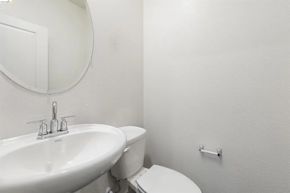 2570 Natomas Crossing Drive Sacramento, CA 95834