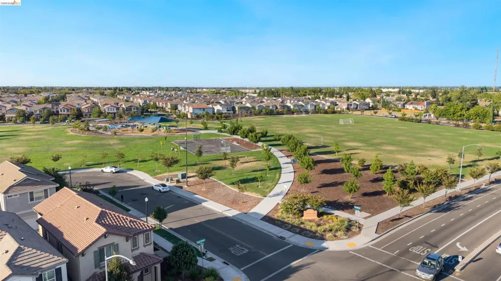 2570 Natomas Crossing Drive Sacramento, CA 95834