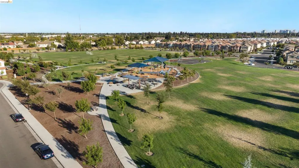 2570 Natomas Crossing Drive Sacramento, CA 95834
