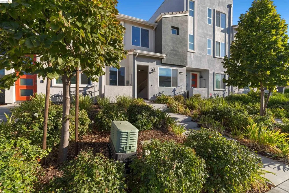 2570 Natomas Crossing Drive Sacramento, CA 95834