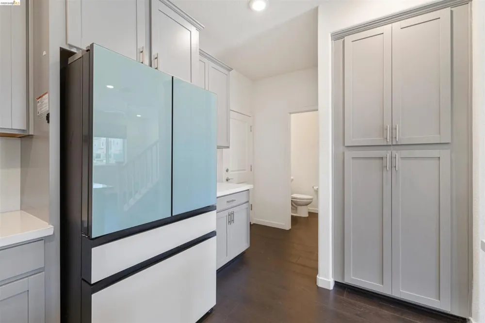 2570 Natomas Crossing Drive Sacramento, CA 95834