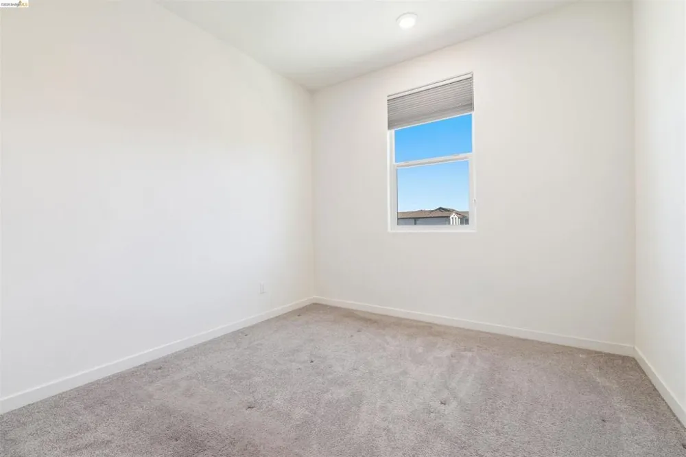 2570 Natomas Crossing Drive Sacramento, CA 95834