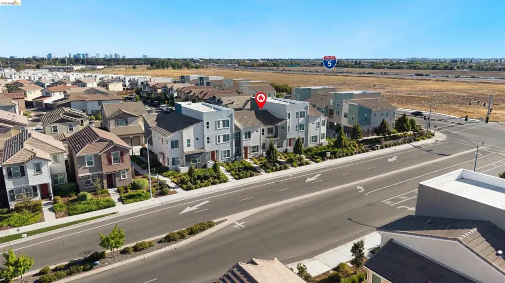2570 Natomas Crossing Drive Sacramento, CA 95834