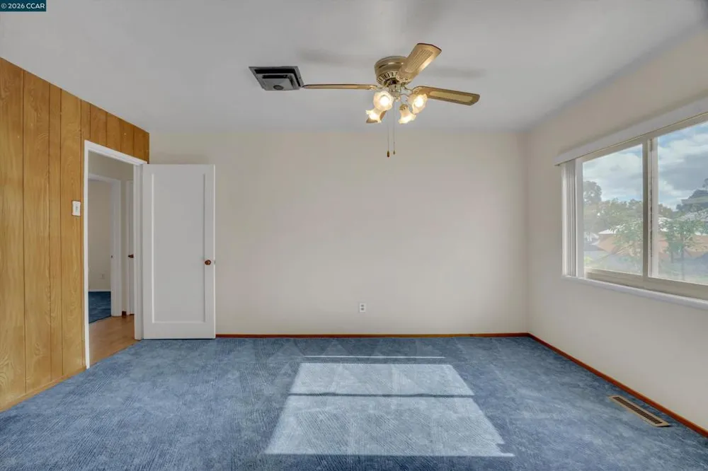 8 Water St Bay Point, CA 94565