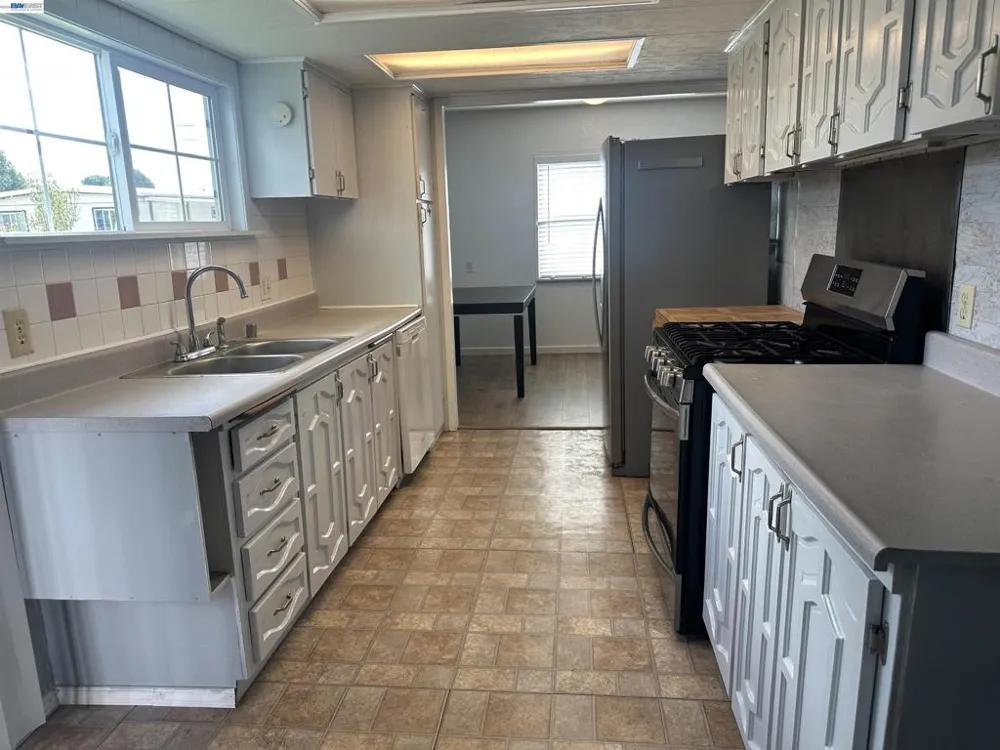 206 Manitoba Terrace Fremont, CA 94538