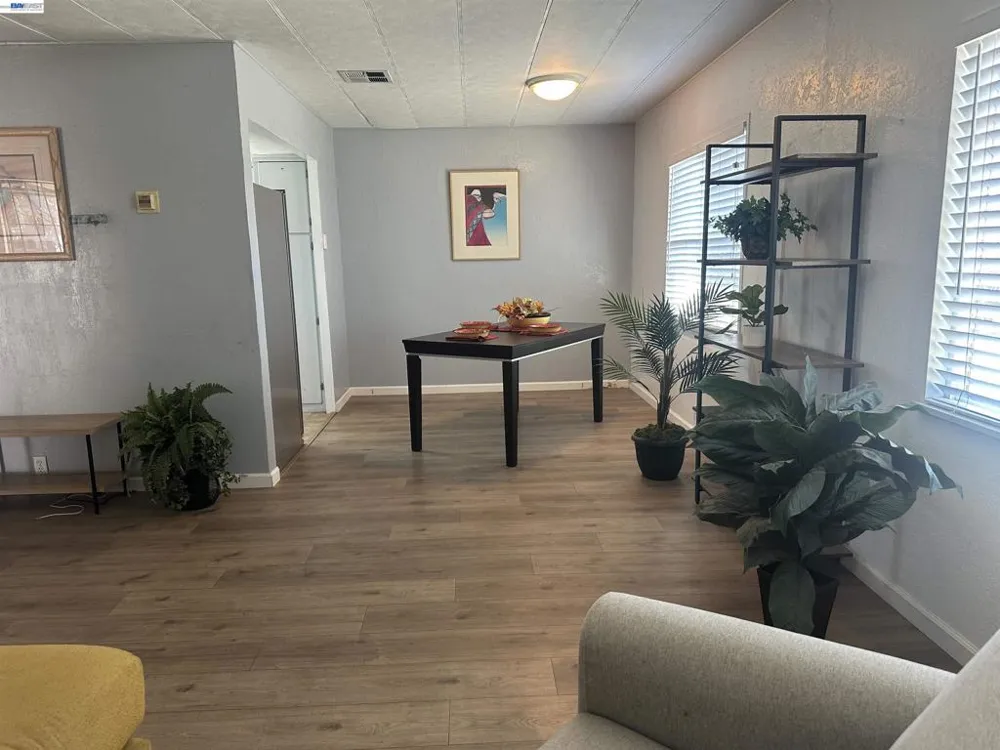 206 Manitoba Terrace Fremont, CA 94538