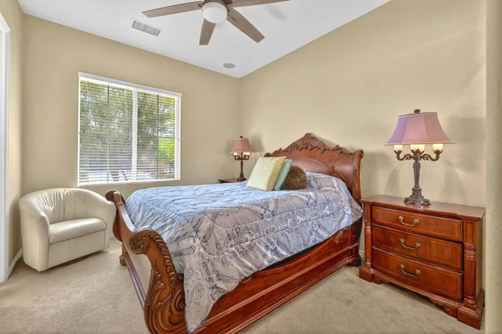 120 Tesori Drive Palm Desert, CA 92211