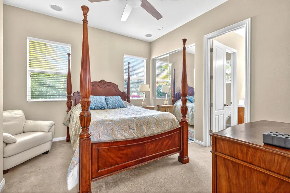 120 Tesori Drive Palm Desert, CA 92211