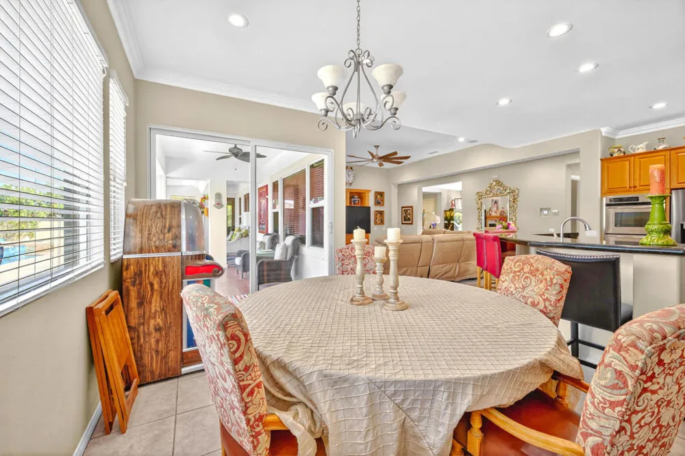 120 Tesori Drive Palm Desert, CA 92211