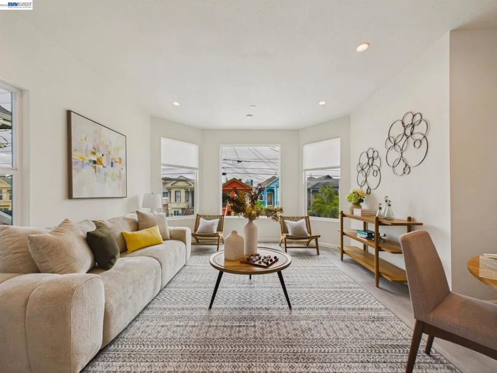 718 26th Oakland, CA 94612