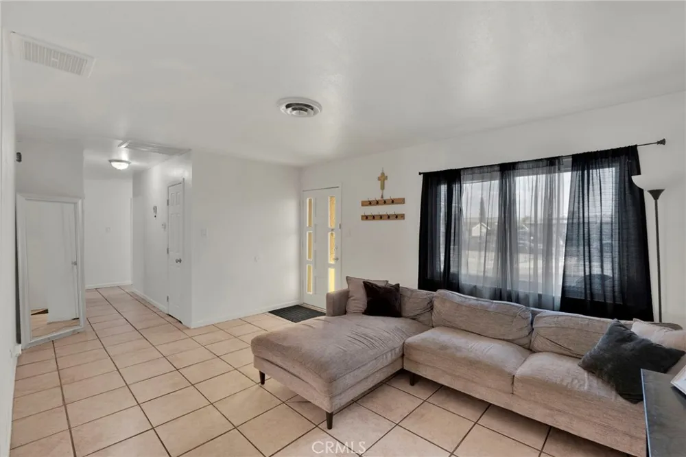 1101 E Virginia Way Barstow, CA 92311