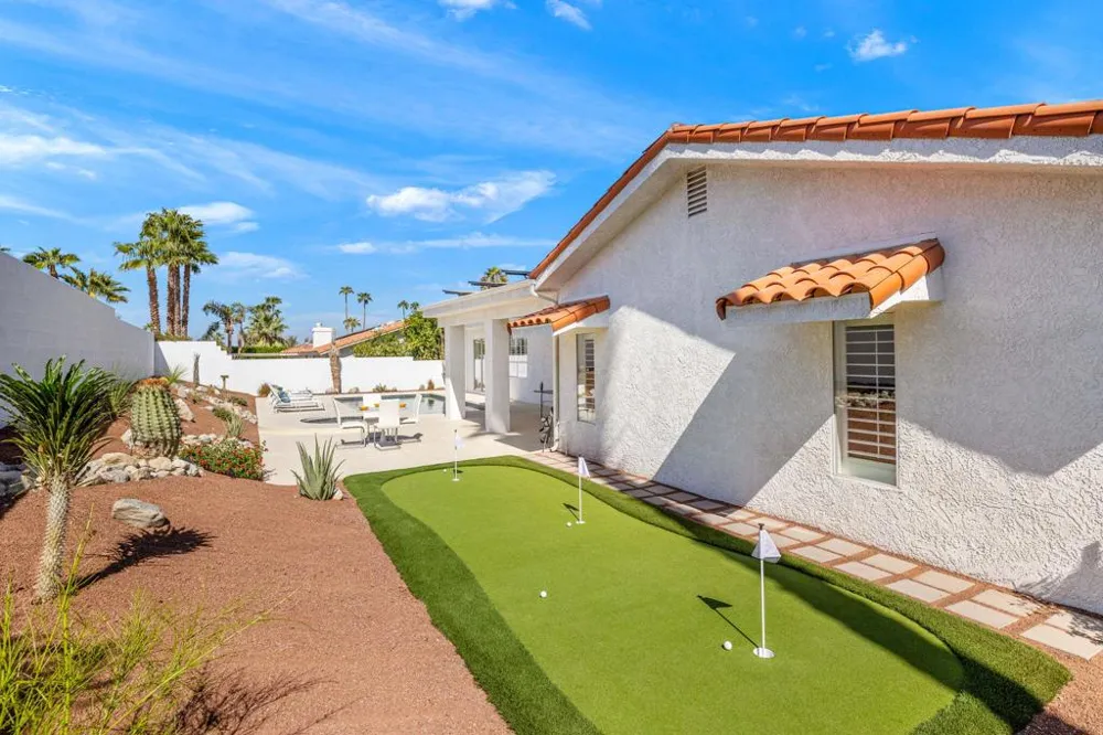 47215 Heliotrope Drive Palm Desert, CA 92260