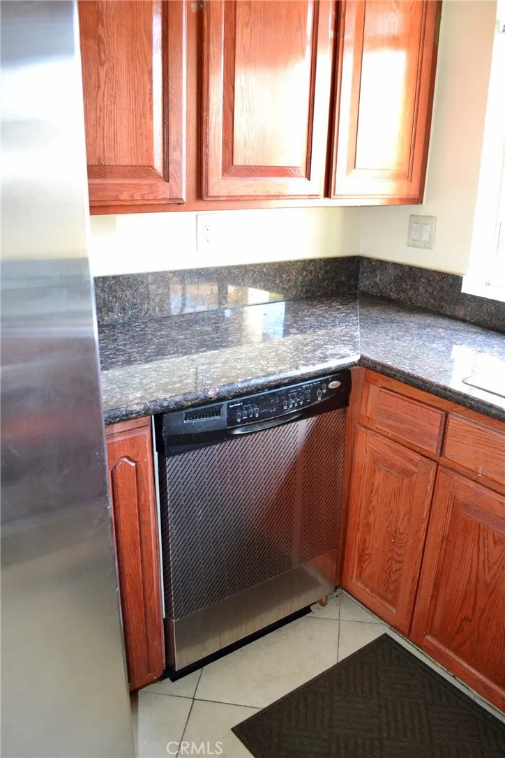 18911 KITTRIDGE #60 Reseda, CA 91335