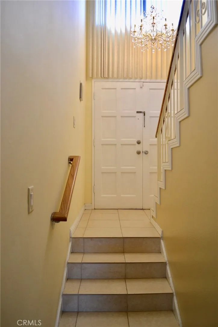 18911 KITTRIDGE #60 Reseda, CA 91335