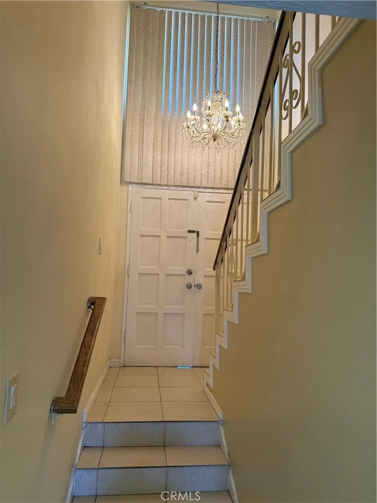 18911 KITTRIDGE #60 Reseda, CA 91335