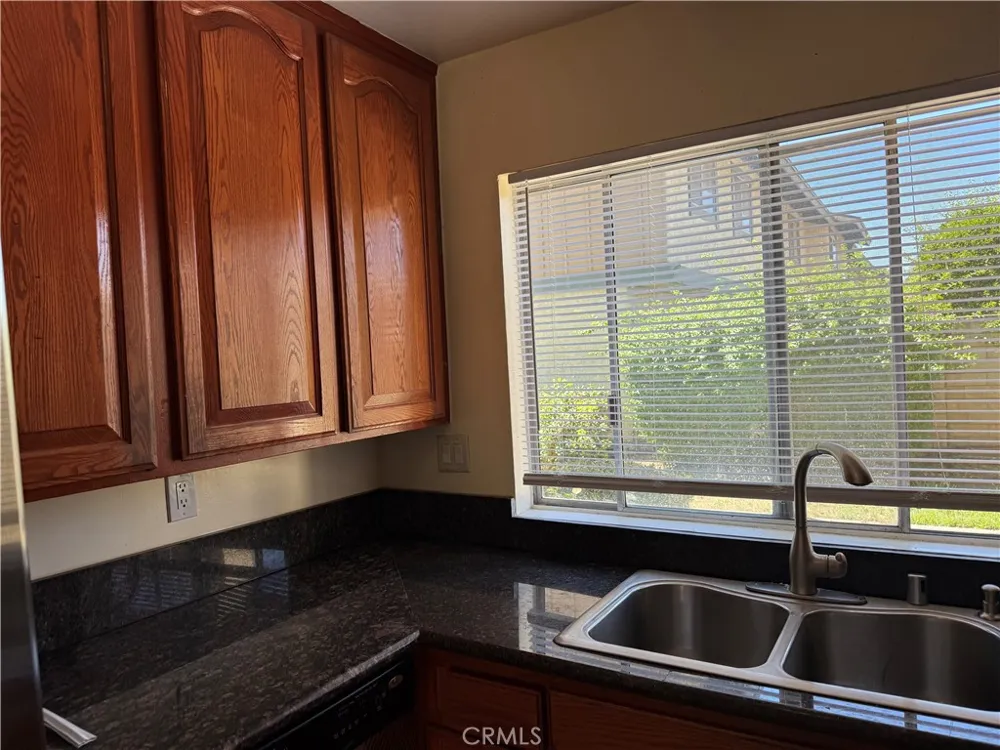 18911 KITTRIDGE #60 Reseda, CA 91335