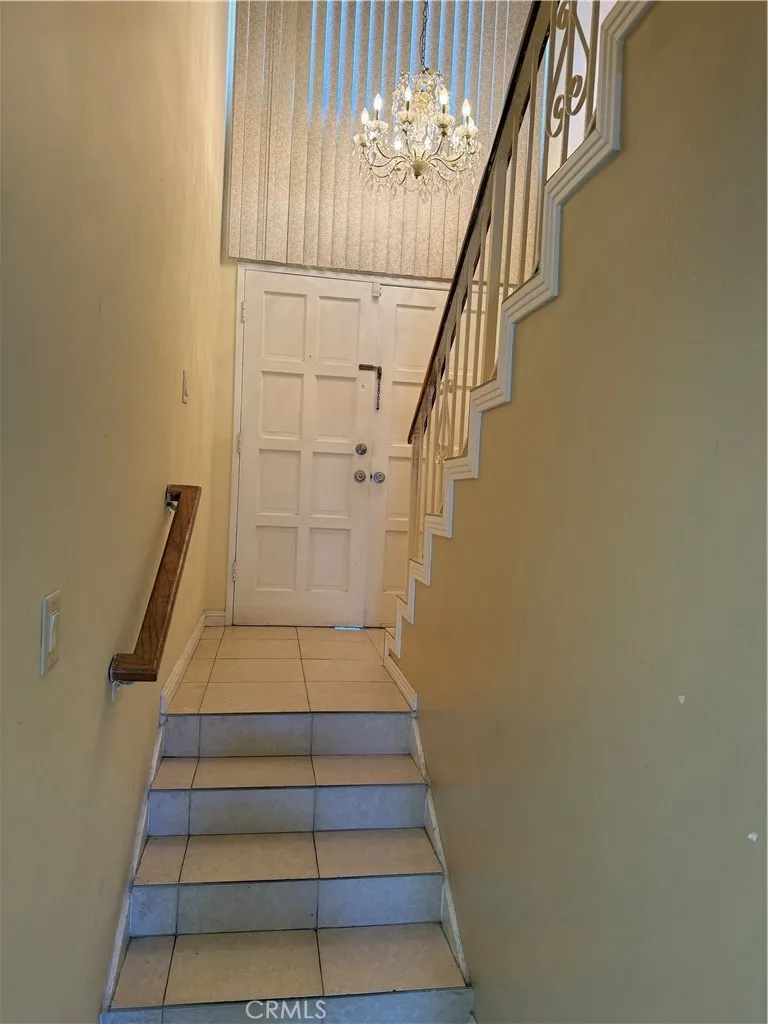 18911 KITTRIDGE #60 Reseda, CA 91335