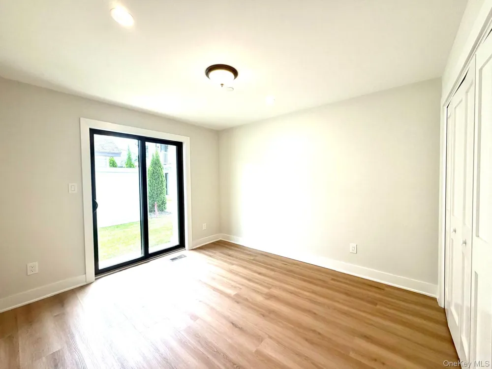 161 Union Avenue #5 Lynbrook, NY 11563