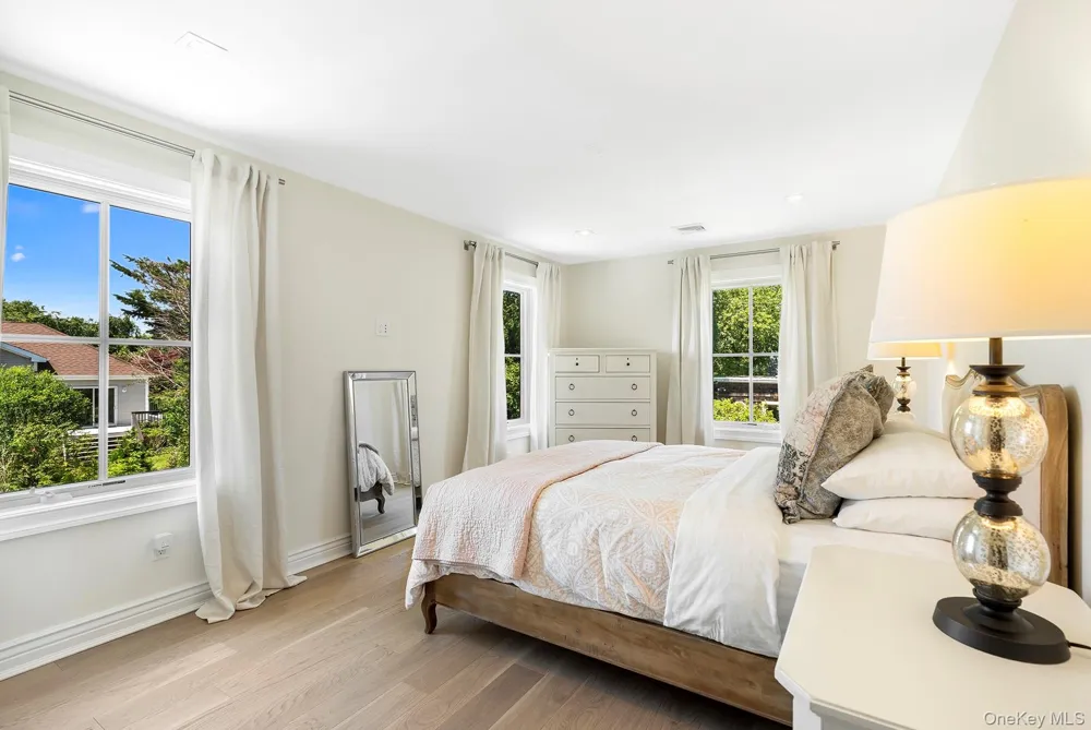166 Greenwich Street Montauk, NY 11954