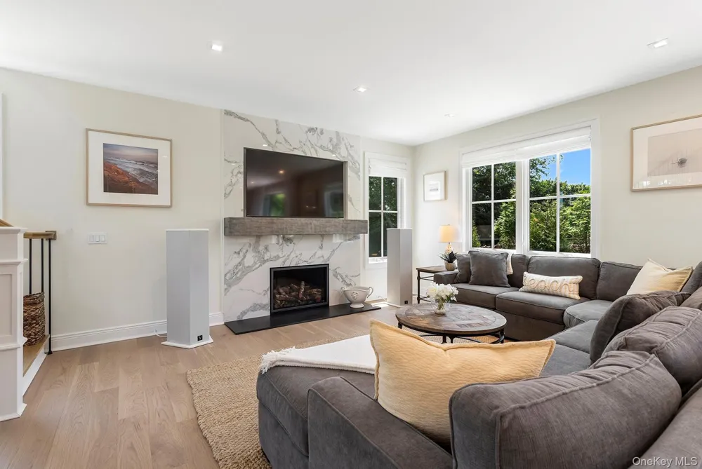 166 Greenwich Street Montauk, NY 11954