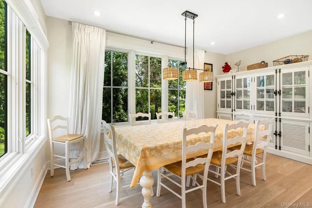 166 Greenwich Street Montauk, NY 11954