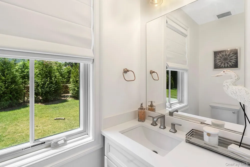 166 Greenwich Street Montauk, NY 11954