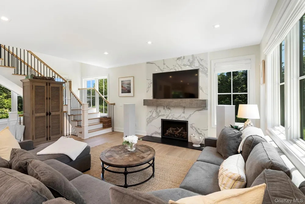 166 Greenwich Street Montauk, NY 11954