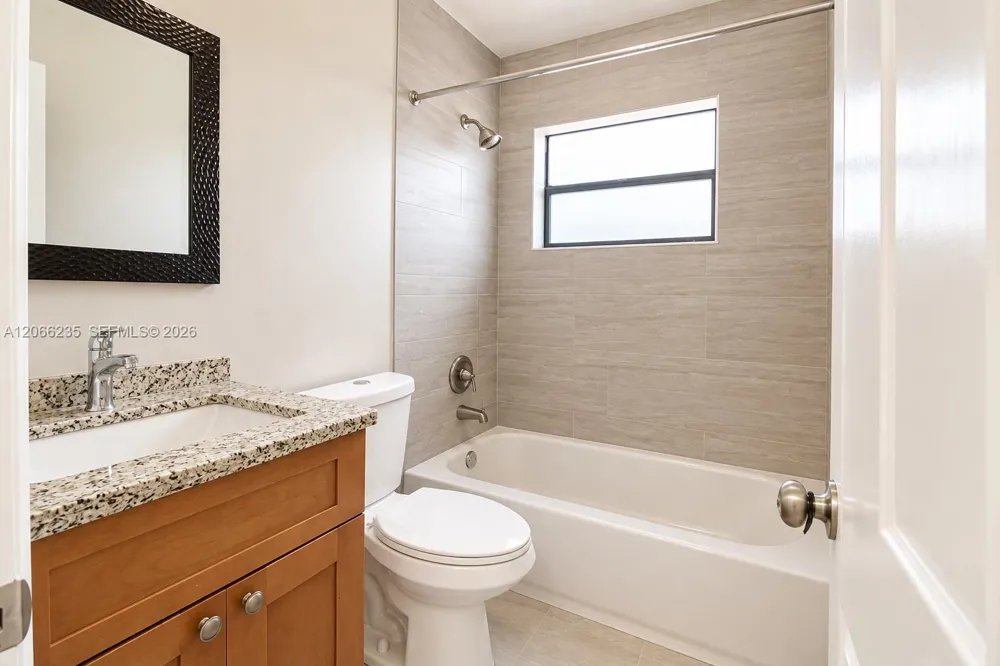 764 SW 99th Ct Cir Miami, FL 33174