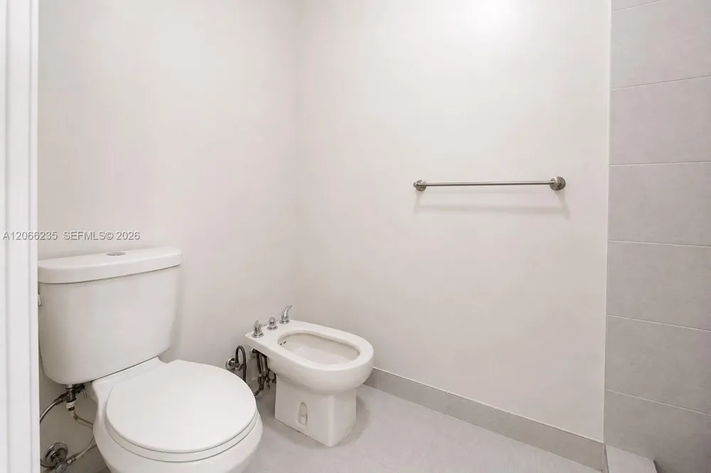764 SW 99th Ct Cir Miami, FL 33174