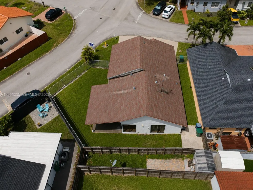 764 SW 99th Ct Cir Miami, FL 33174