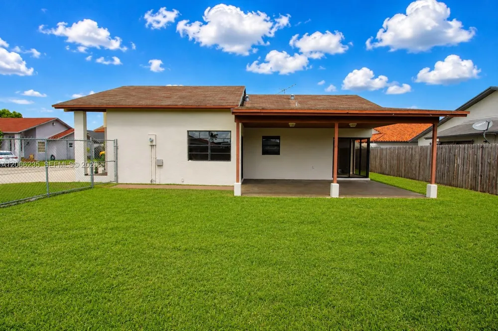 764 SW 99th Ct Cir Miami, FL 33174