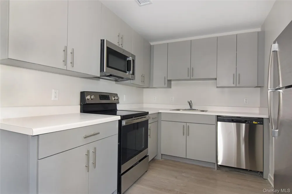56 Prospect Street #603 Yonkers, NY 10701