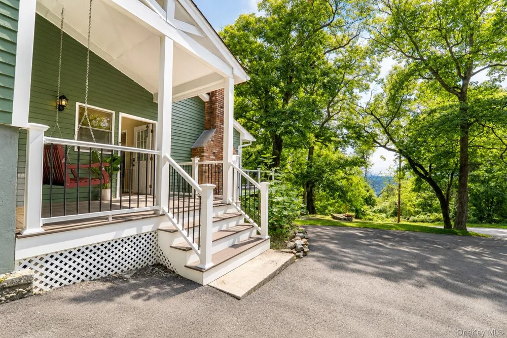 31 Pleasant Road Lake Peekskill, NY 10537