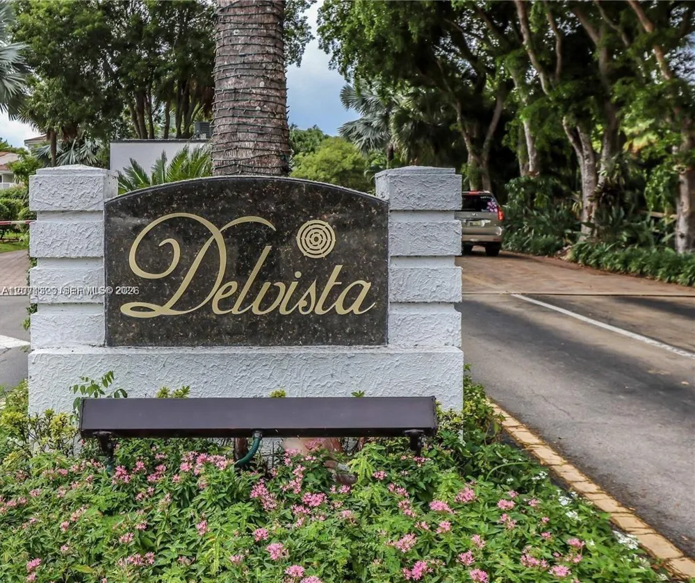 20355 NE 34th Ct #724 Aventura, FL 33180