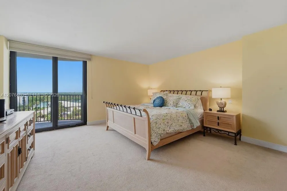 200 Beach Rd #701 Tequesta, FL 33469