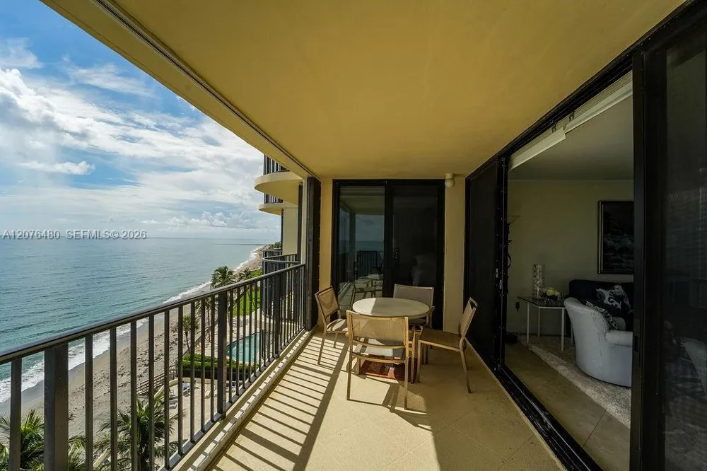 200 Beach Rd #701 Tequesta, FL 33469