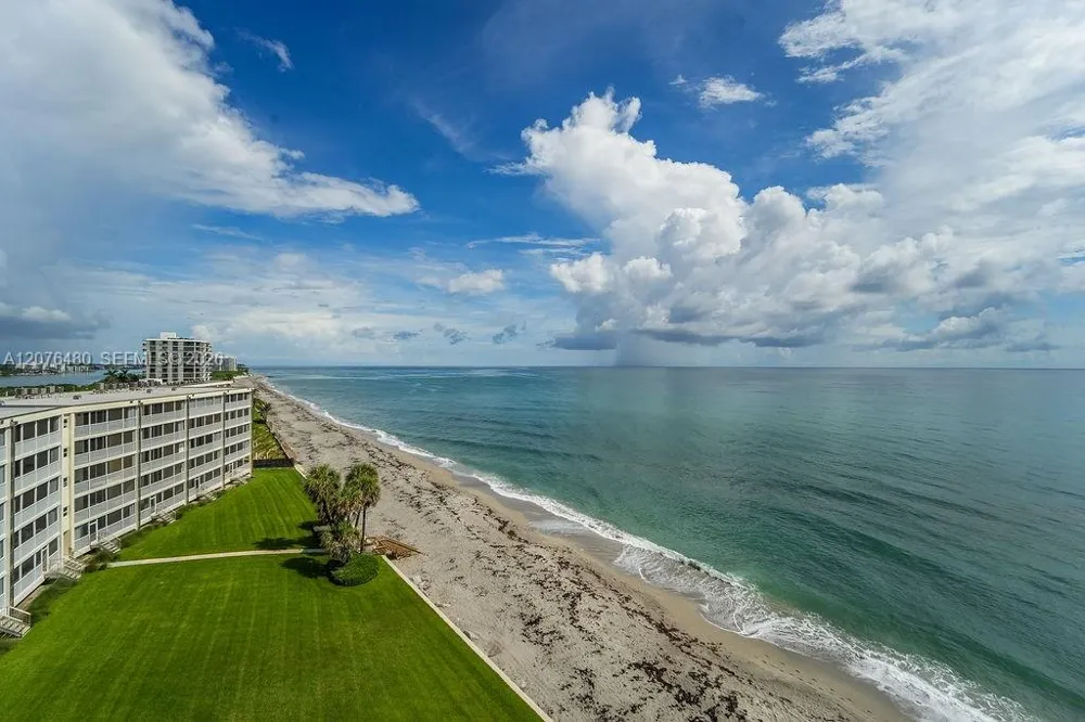 200 Beach Rd #701 Tequesta, FL 33469