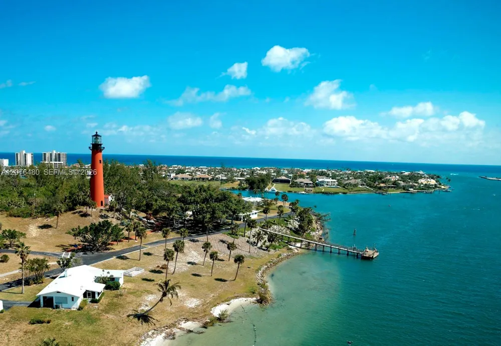 200 Beach Rd #701 Tequesta, FL 33469