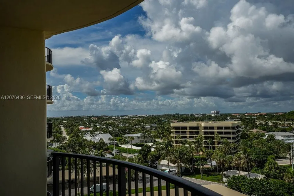 200 Beach Rd #701 Tequesta, FL 33469