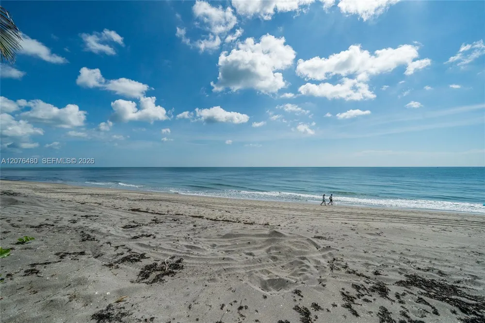 200 Beach Rd #701 Tequesta, FL 33469