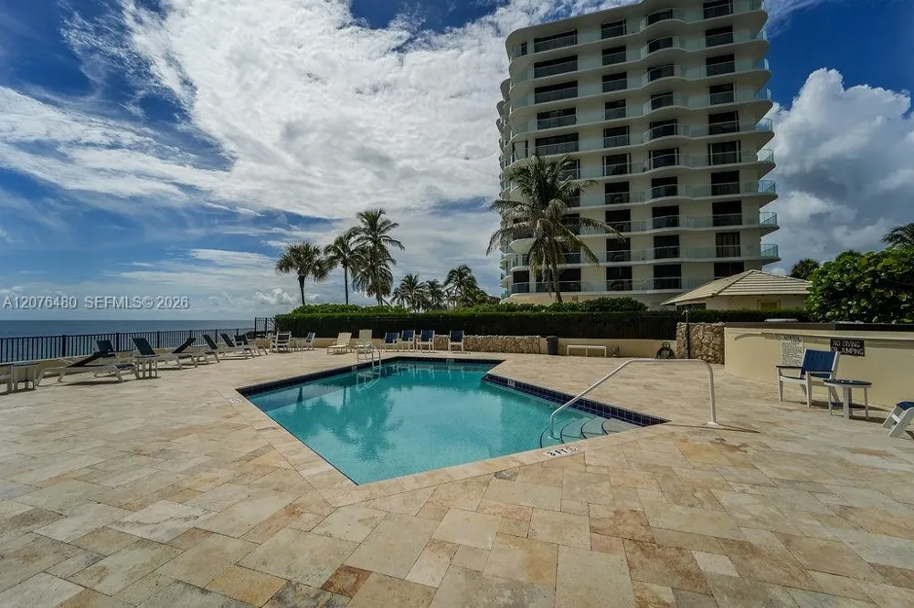 200 Beach Rd #701 Tequesta, FL 33469