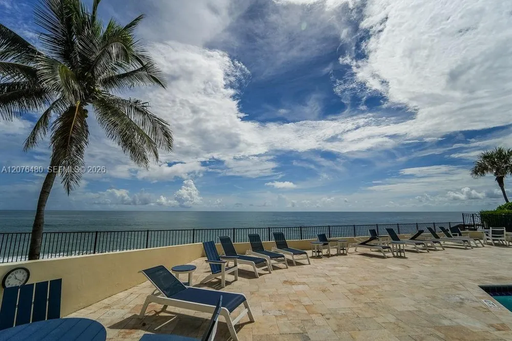 200 Beach Rd #701 Tequesta, FL 33469