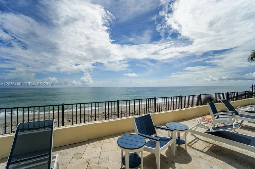 200 Beach Rd #701 Tequesta, FL 33469