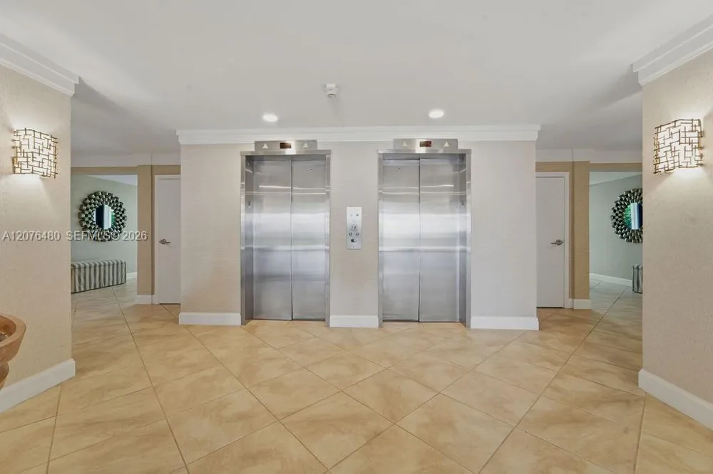 200 Beach Rd #701 Tequesta, FL 33469
