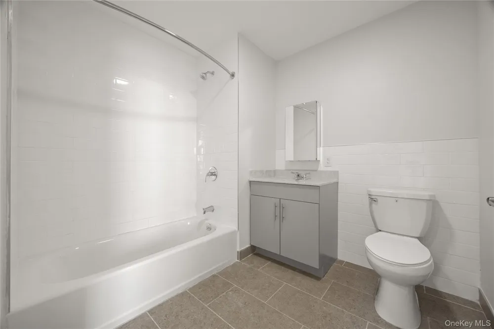 56 Prospect Street #309 Yonkers, NY 10701