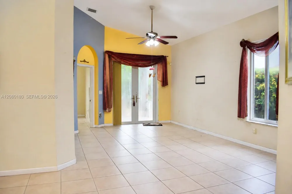 3745 NE 23rd Ct Homestead, FL 33033